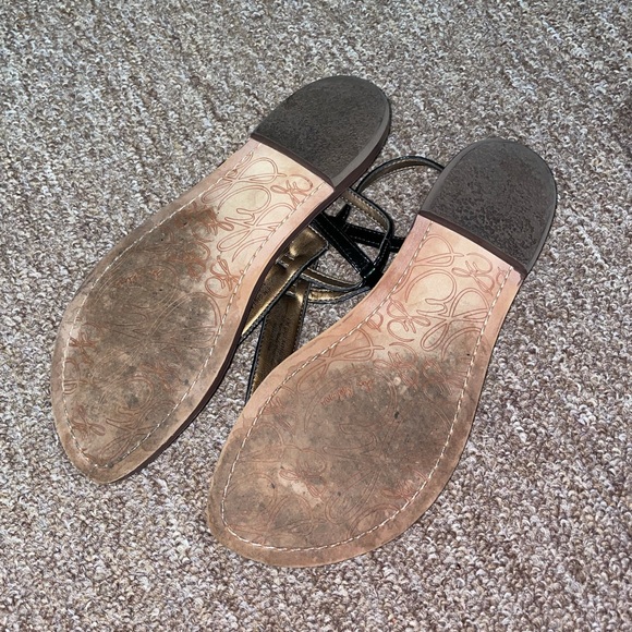 Sam Edelman Gigi Thong Sandal - Picture 3 of 7